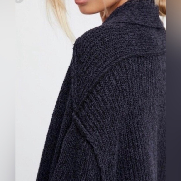 Free People Low Tide Oversized Cardi with pockets- navy blue - Picture 14 of 16